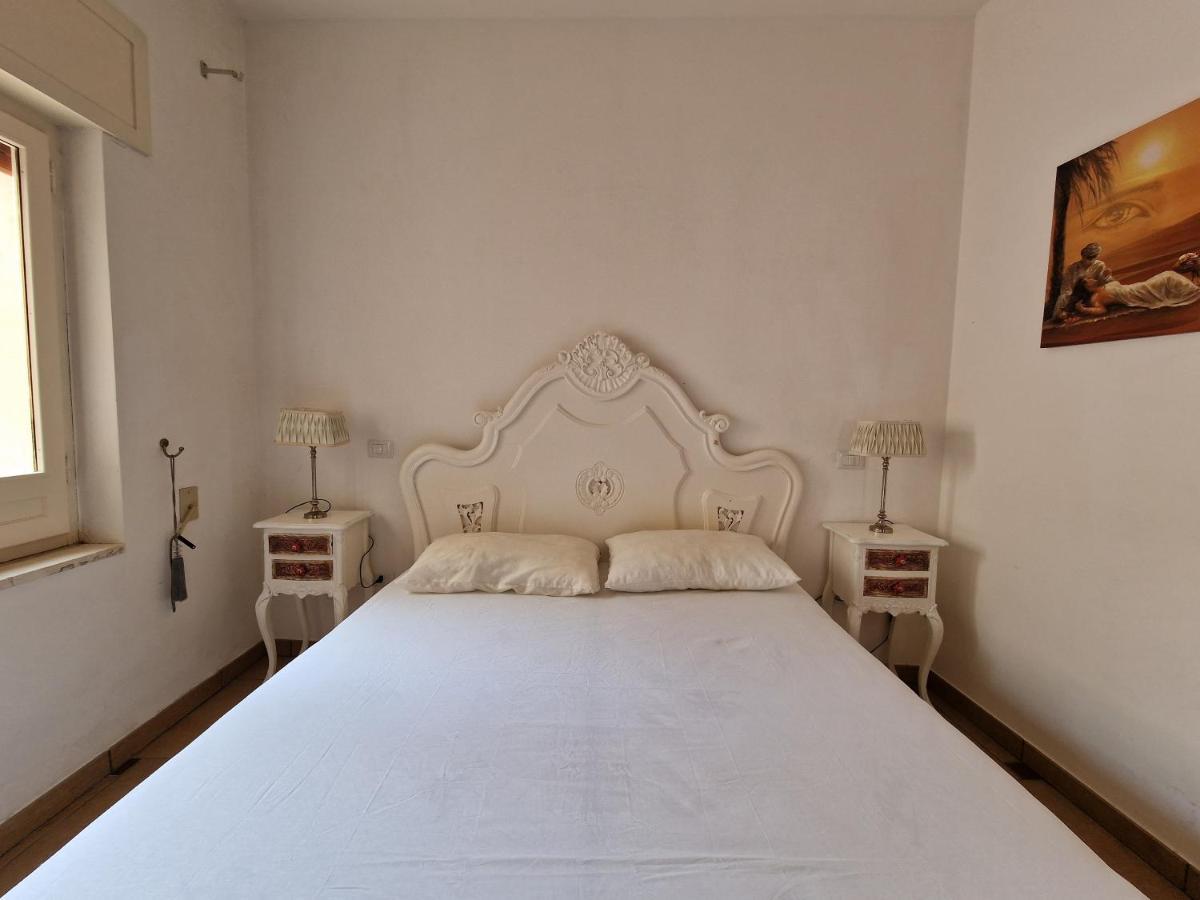Trilocale Climatizzato Al Centro Di Torre San Giovanni ภายนอก รูปภาพ