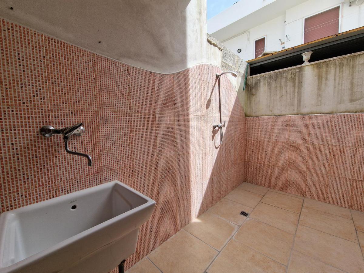 Trilocale Climatizzato Al Centro Di Torre San Giovanni ภายนอก รูปภาพ